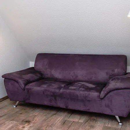 Gemuetliche Mit Balkon In Apartment