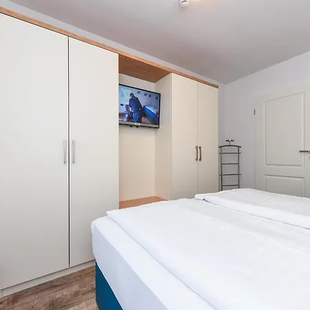 Gemuetliche Mit Balkon In * Bensersiel
